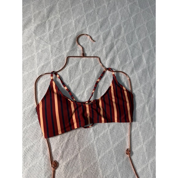 Cupshe Minimal Front Striped Bikini Set size M - Picture 5 of 10